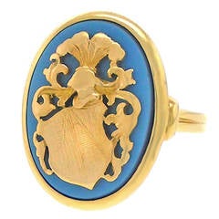 Ponti Gennari Armorial Chalcedony Gold Ring