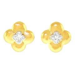 Stunning Clover-Cut Diamonds in Gold Clover Motif Earrings