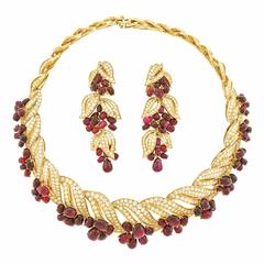 Adler No Heat Ruby Diamond Gold Necklace and Earrings 8