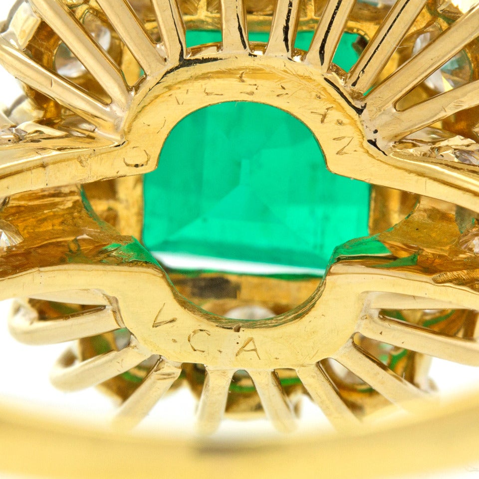 Van Cleef & Arpels Emerald Diamond Gold Cluster Ring 1