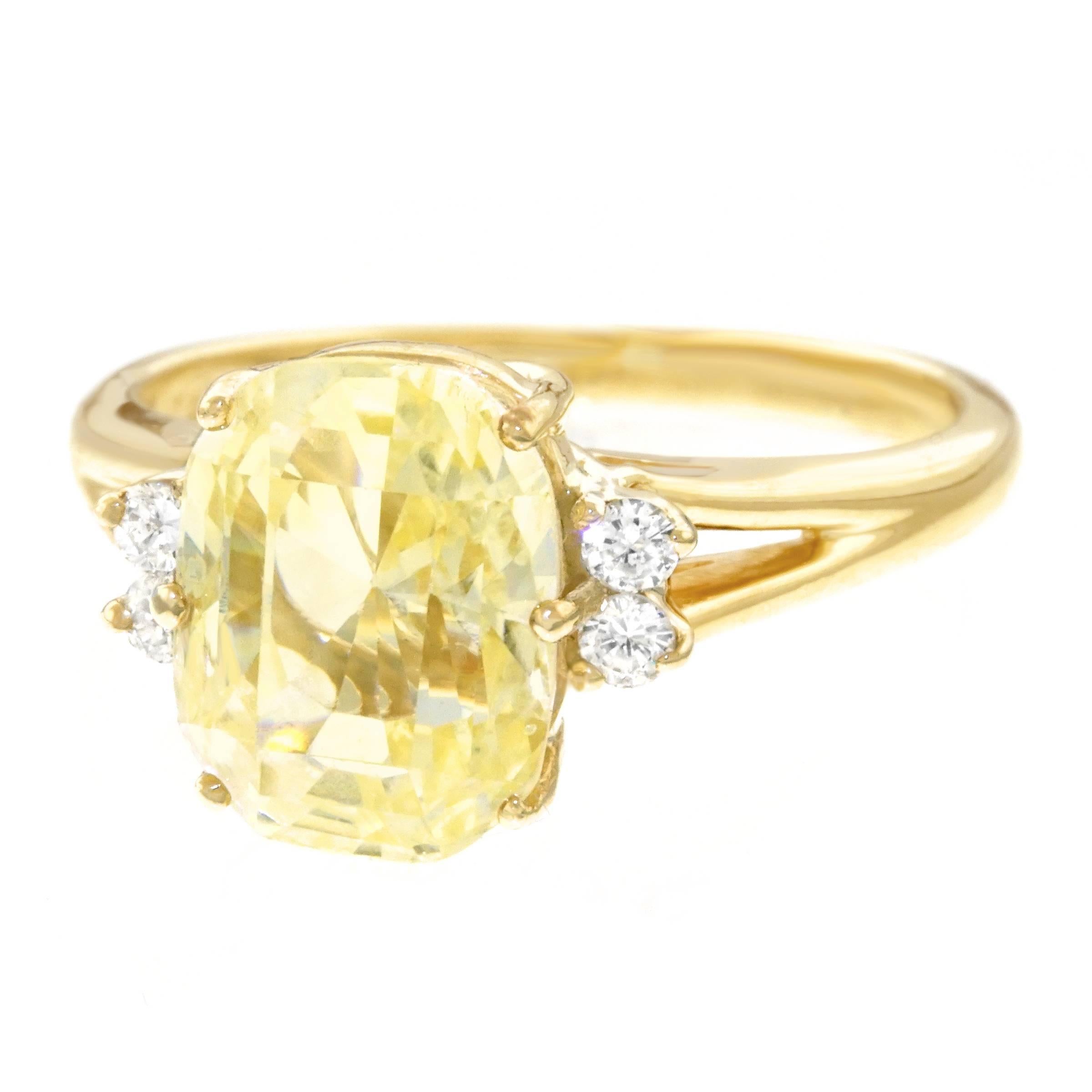 Yellow Sapphire and Diamond Gold Ring In Excellent Condition In Litchfield, CT