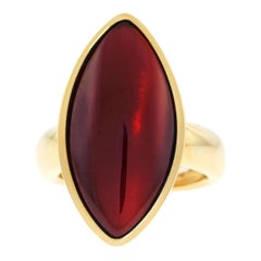 Vhernier Modernist Garnet Set Gold Ring