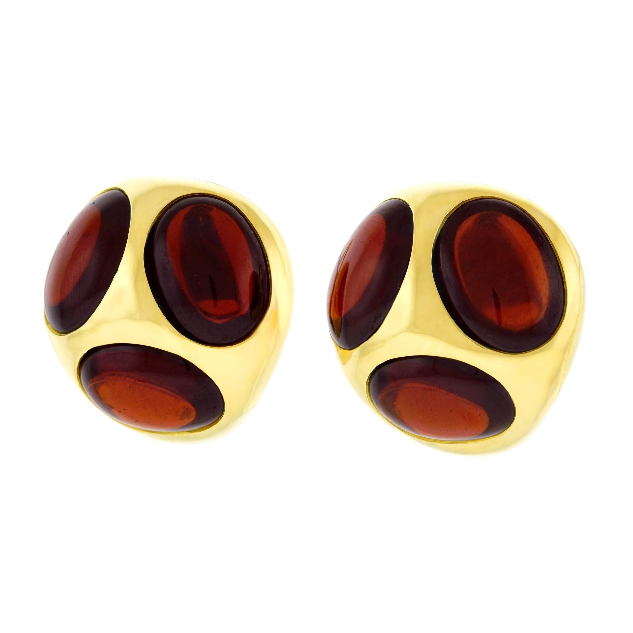 Pomellato Garnet Set Gold Earrings In Excellent Condition In Litchfield, CT