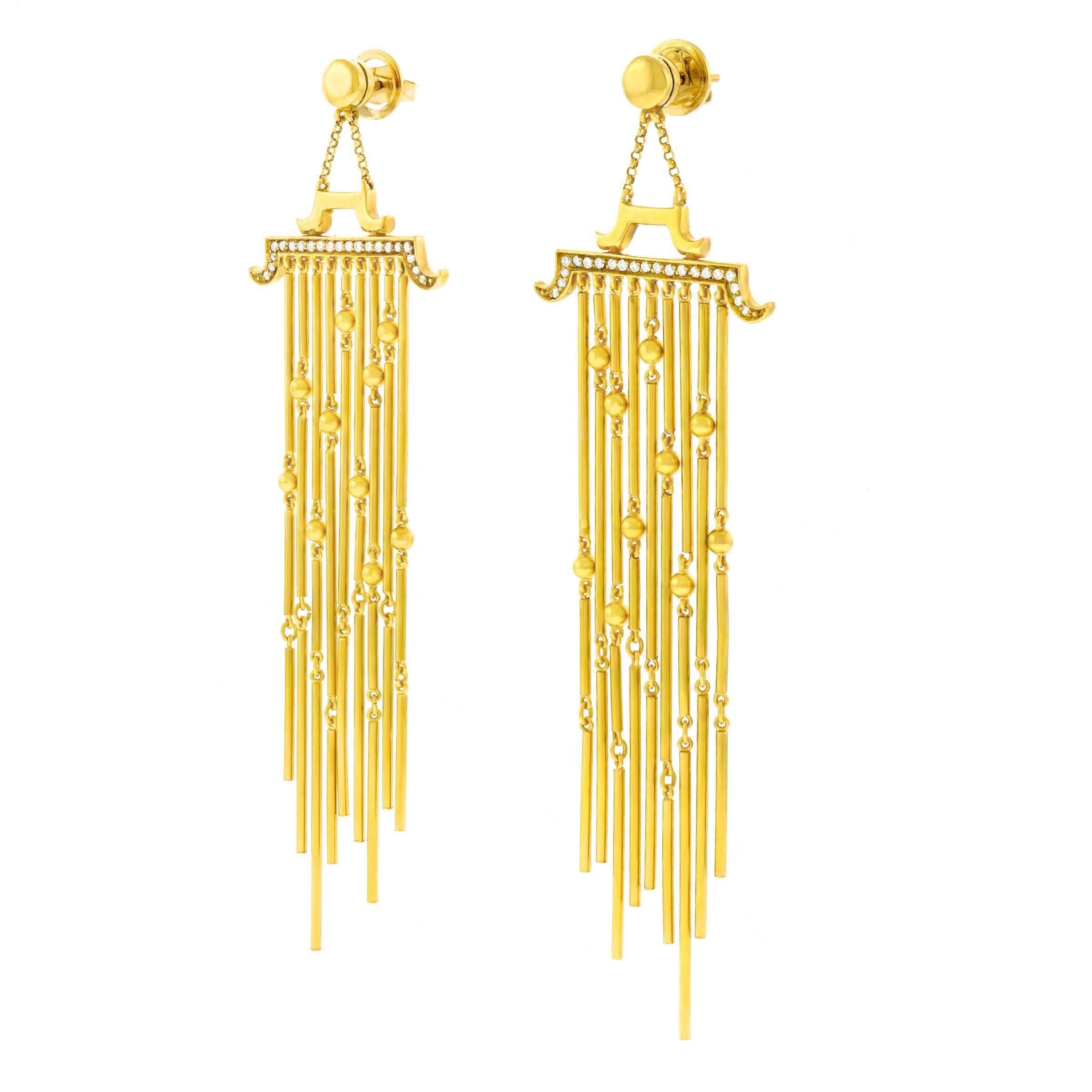 Magnificent Shoulder Duster Diamond Set Gold Chandelier Earrings In Excellent Condition In Litchfield, CT