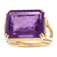 Art Deco Amethyst and Gold Signet Ring