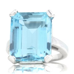 1950s Aquamarine Set Gold Ring