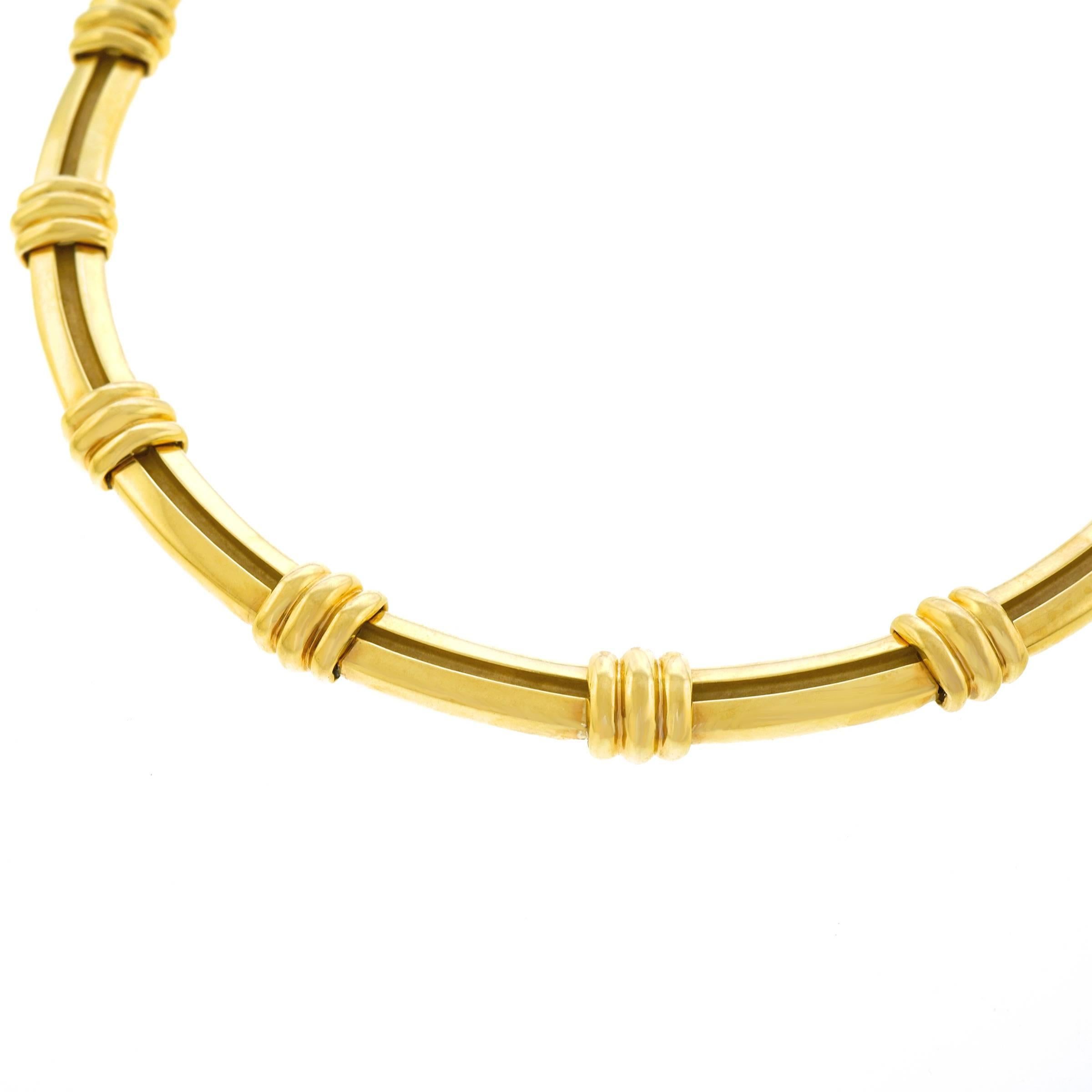 Tiffany & Co. Atlas Motif Gold Necklace In Excellent Condition In Litchfield, CT