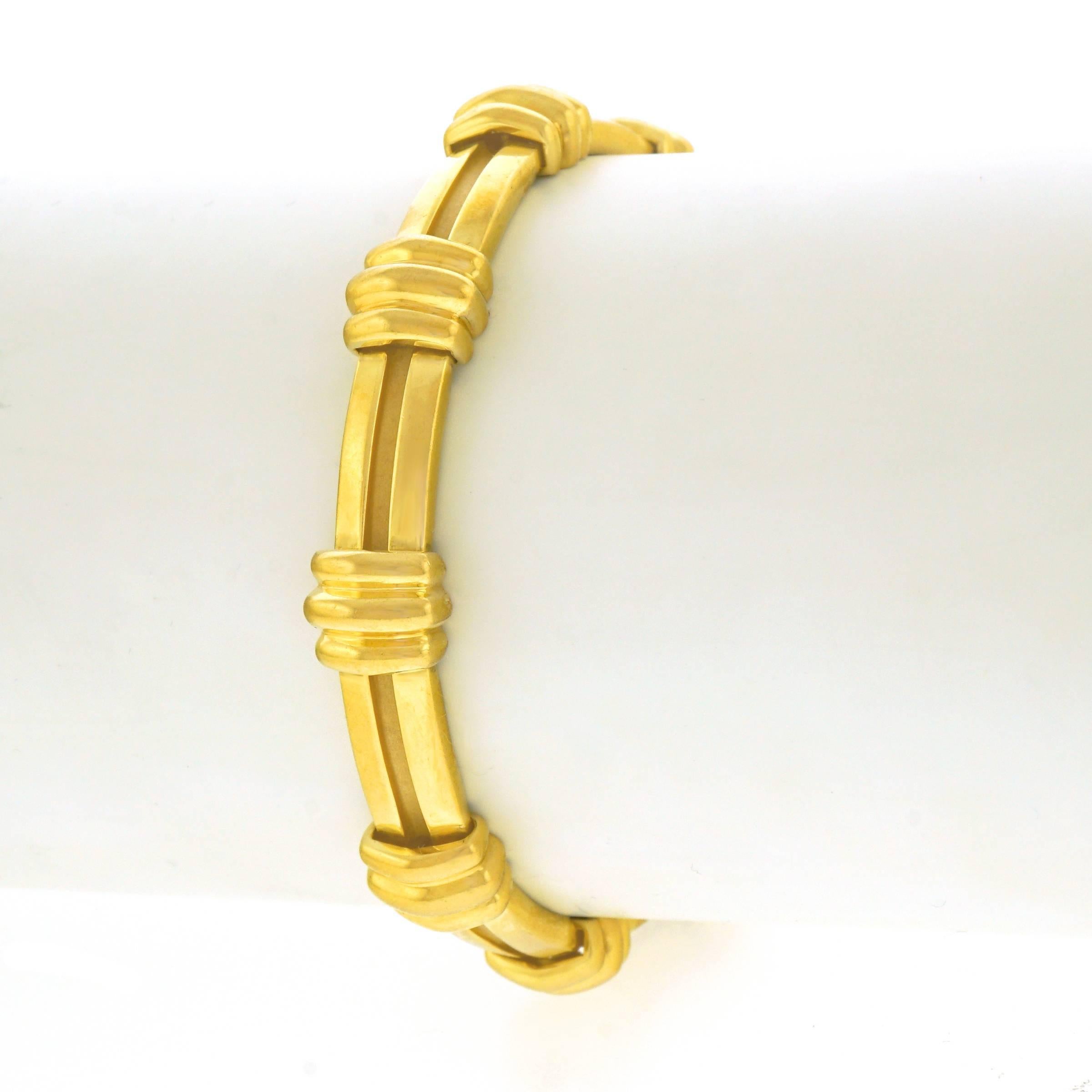 Tiffany & Co. Atlas Motif Gold Bracelet In Excellent Condition In Litchfield, CT