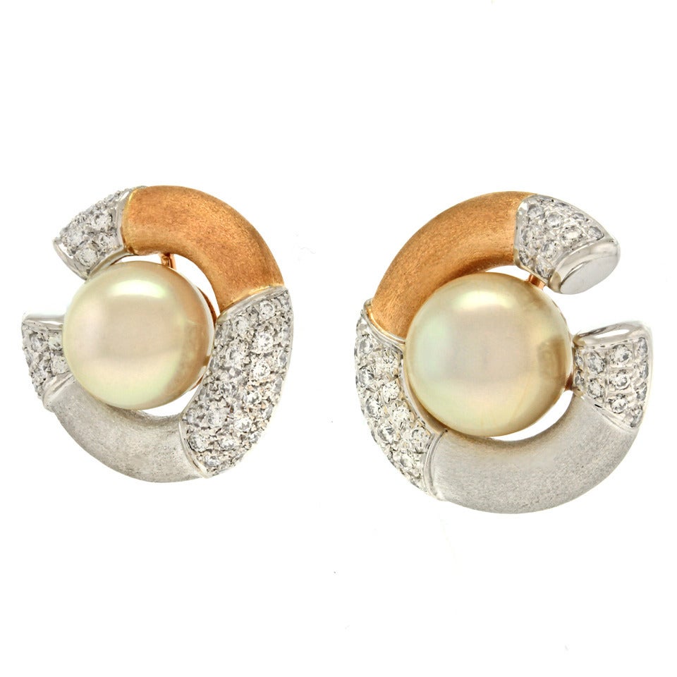 Paul Binder Pearl Diamond Gold Earrings In Excellent Condition In Litchfield, CT