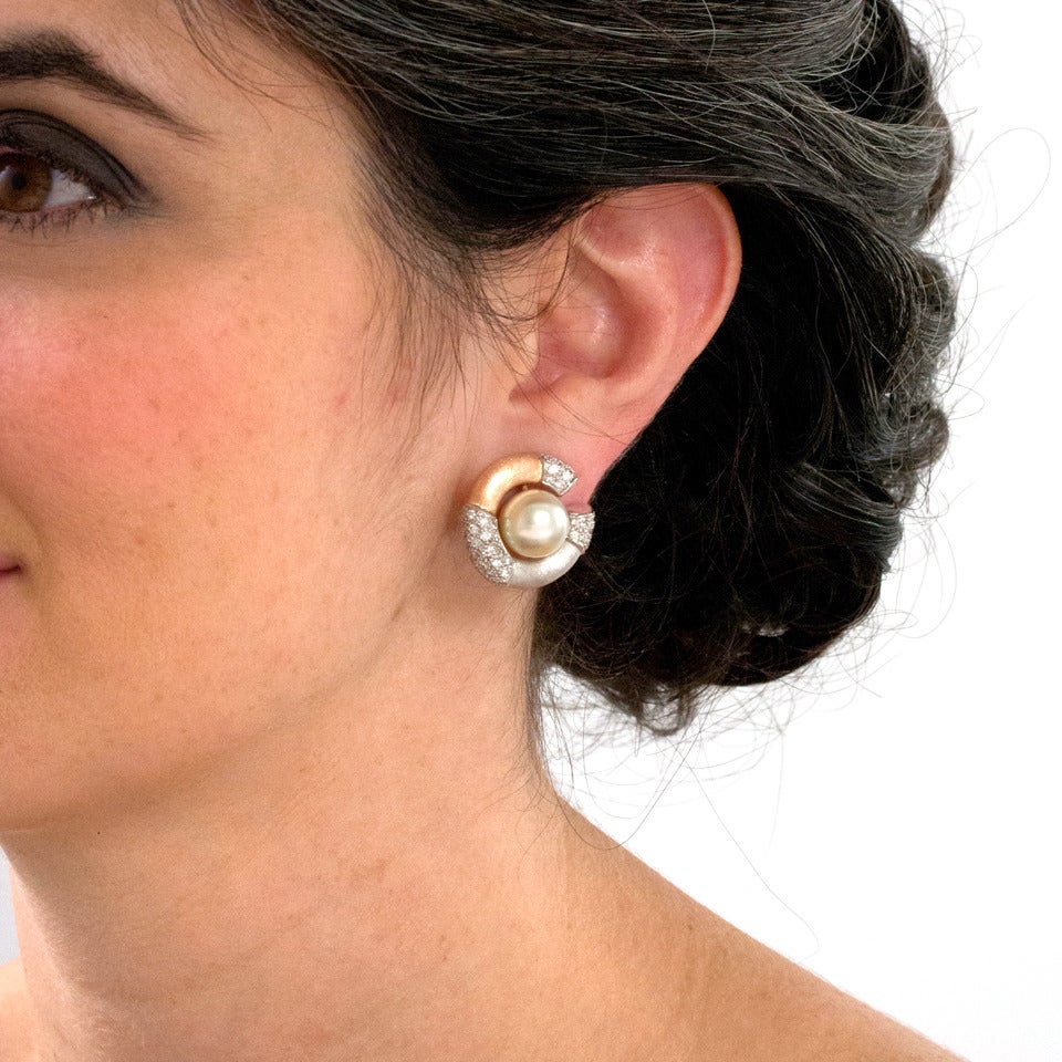 Women's Paul Binder Pearl Diamond Gold Earrings