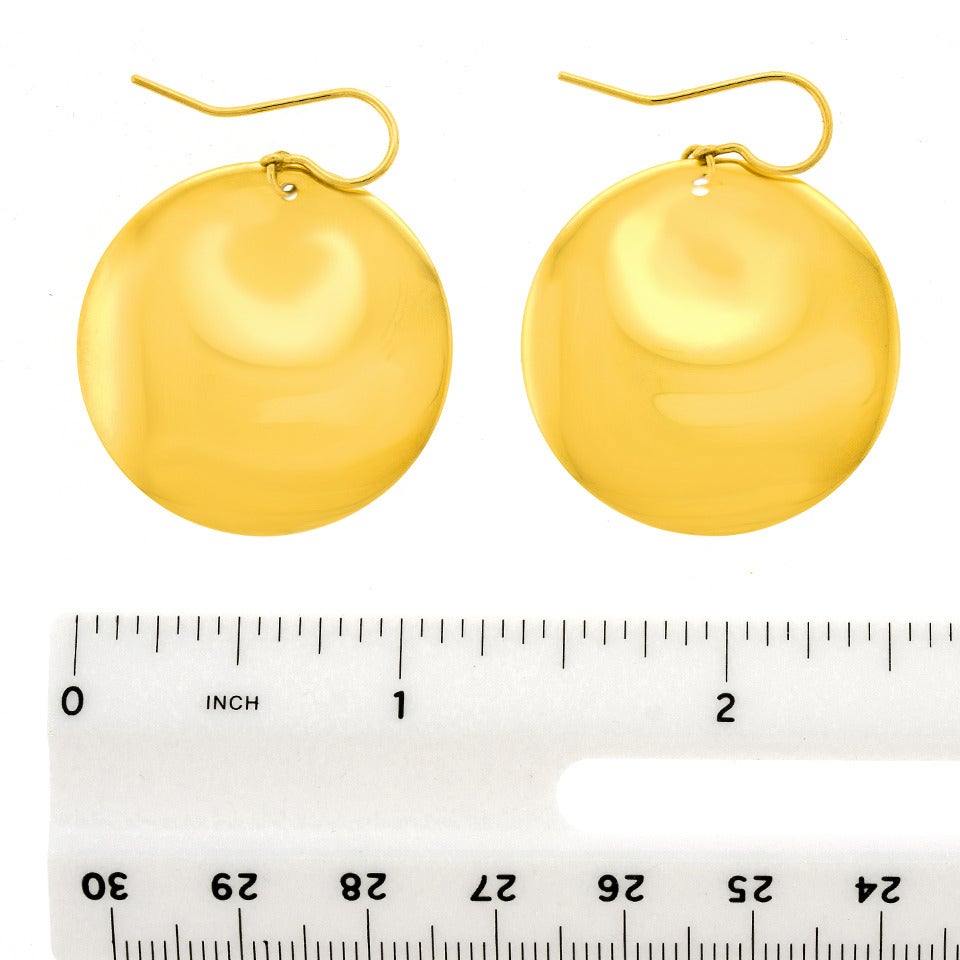 Tiffany & Co. Elsa Peretti Gold Disc Earrings In Excellent Condition In Litchfield, CT