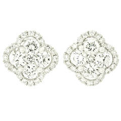 Quatrefoil Diamond Gold Stud Earrings