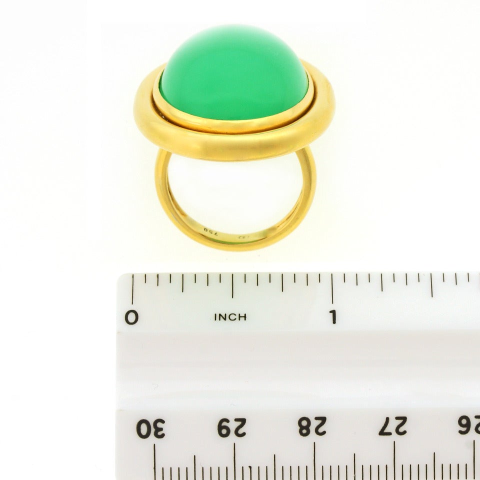 1960s Huge Cabochon Chrysoprase Gold Cocktail Ring 2