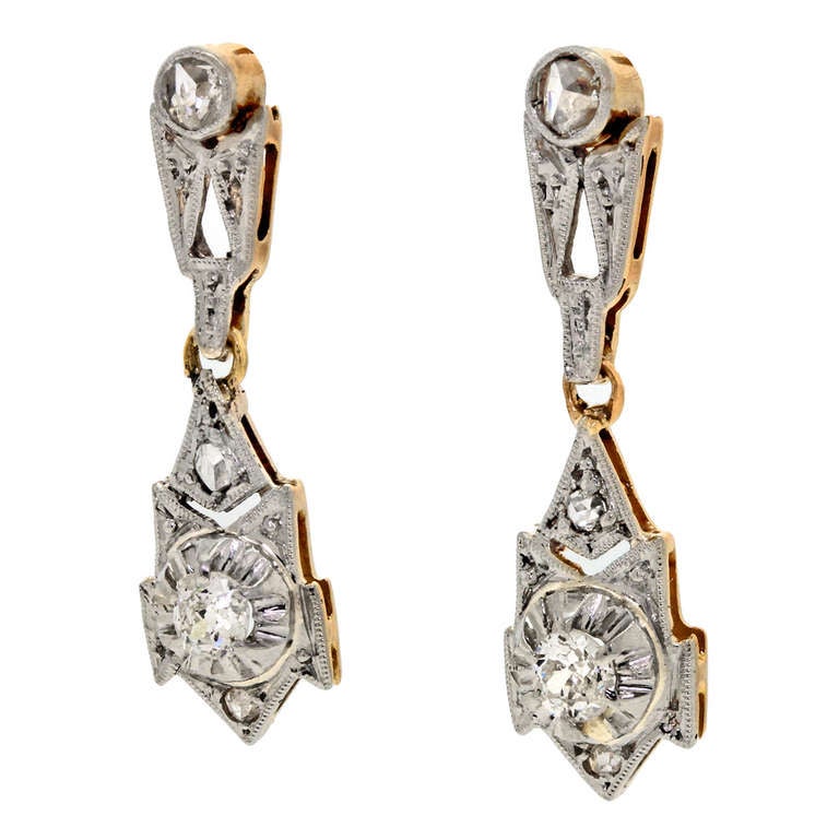 Art Deco Diamond Dangle Earrings In Excellent Condition In Litchfield, CT
