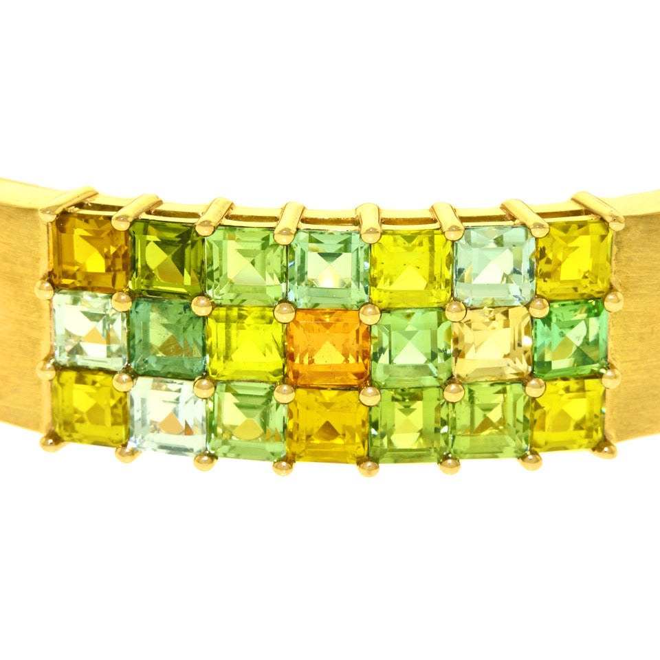 Sleek Contemporary H. Stern Tourmaline Gold Bracelet 3
