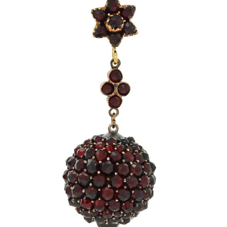 Extraordinary Bohemian Garnet Earrings In Excellent Condition In Litchfield, CT