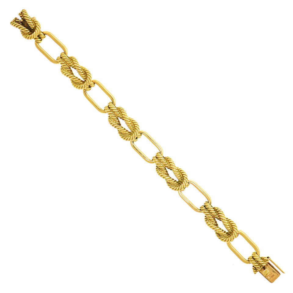 Tiffany & Co. France Chic Gold Knot Bracelet 4