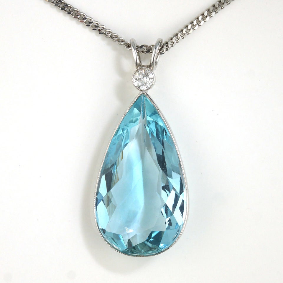 Art Deco 18 Carat Aquamarine  Diamond Platinum Pendant 1