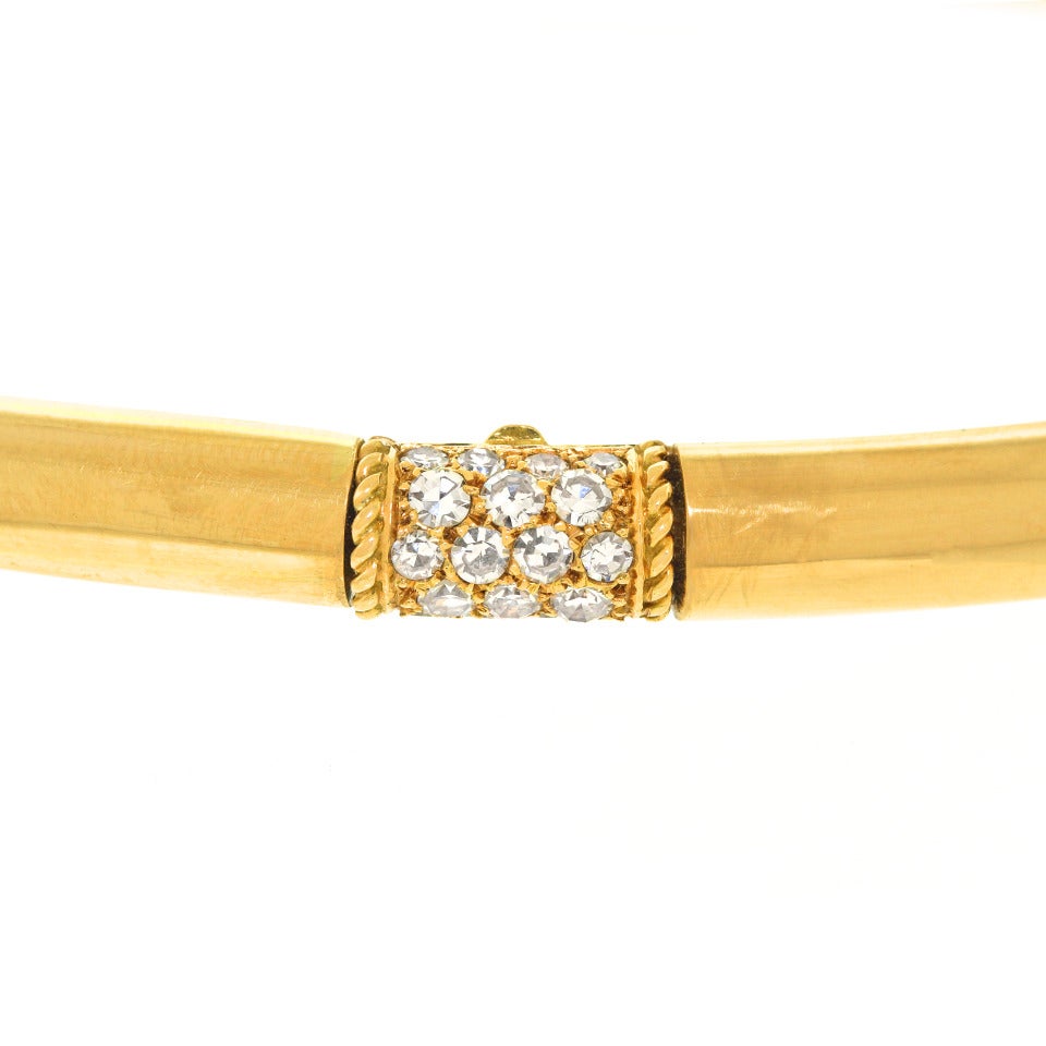 Van Cleef & Arpels Modernist Diamond Gold Necklace In Excellent Condition In Litchfield, CT