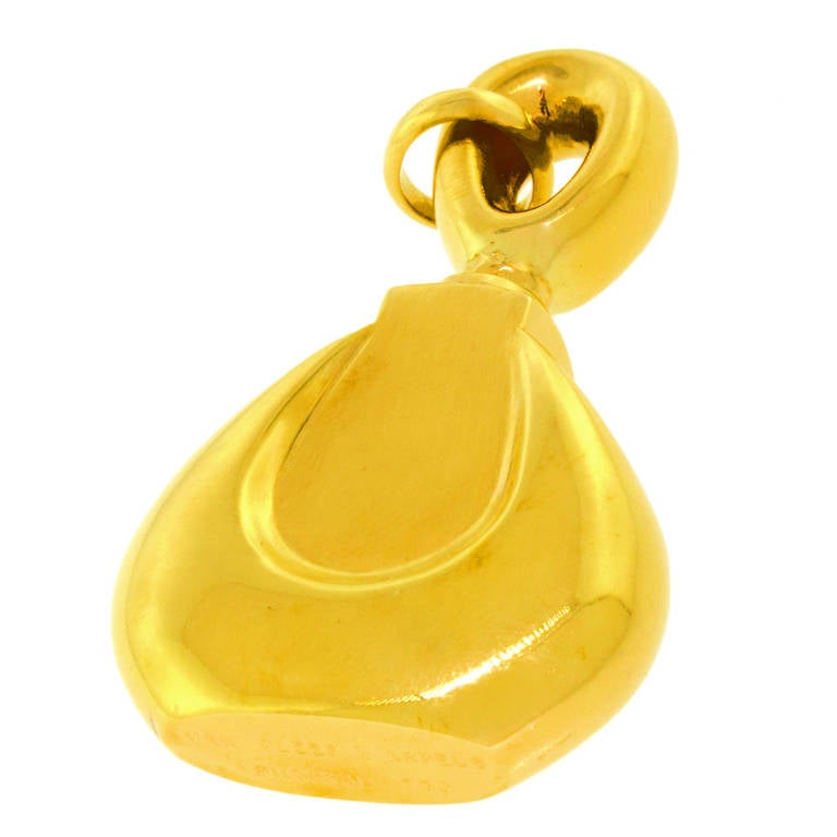 Van Cleef & Arpels Gold Perfume Pendant 4