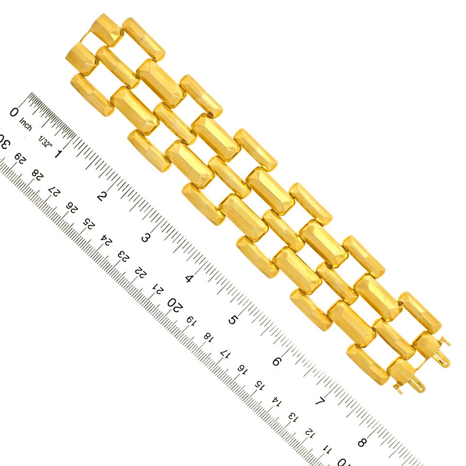 Wide Retro Gold Link Bracelet 1