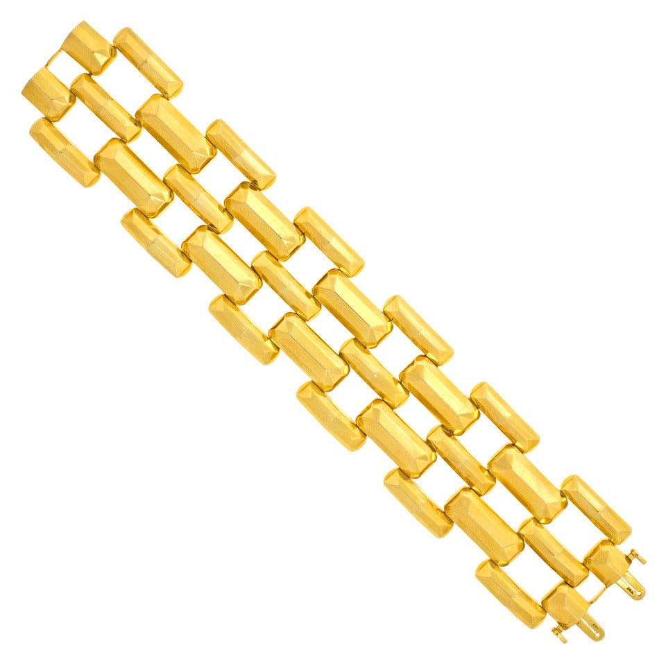 Wide Retro Gold Link Bracelet 2