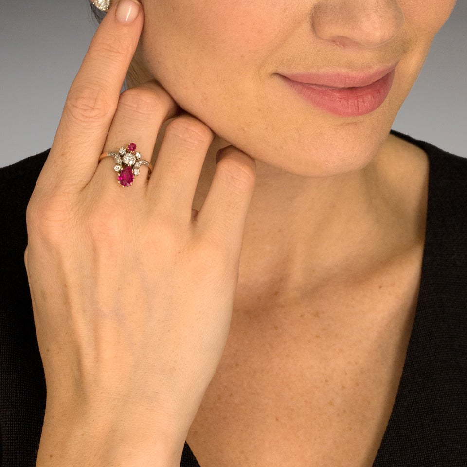 Antique Ruby Diamond Gold Crown Ring In Excellent Condition In Litchfield, CT