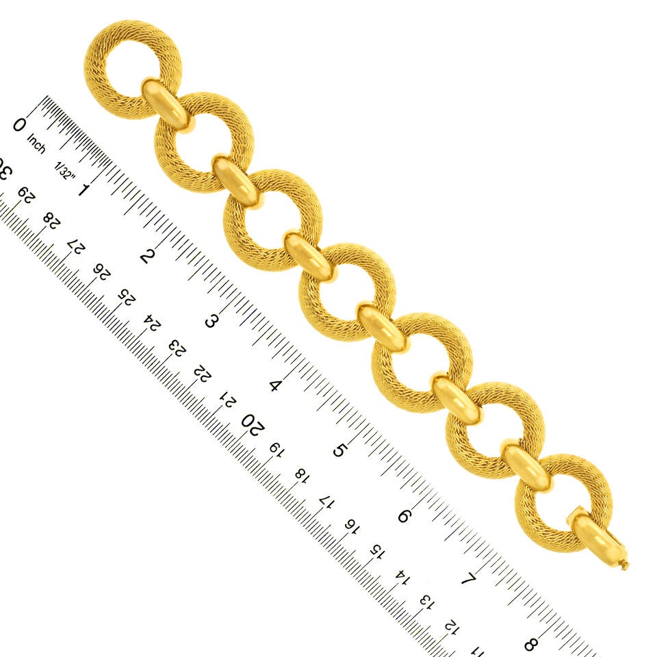 Chic Tiffany & Co. Gold  Bracelet 2