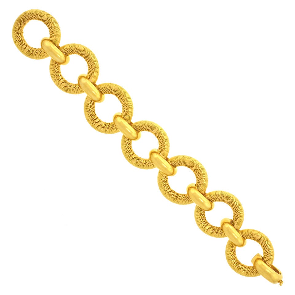 Chic Tiffany & Co. Gold  Bracelet 4