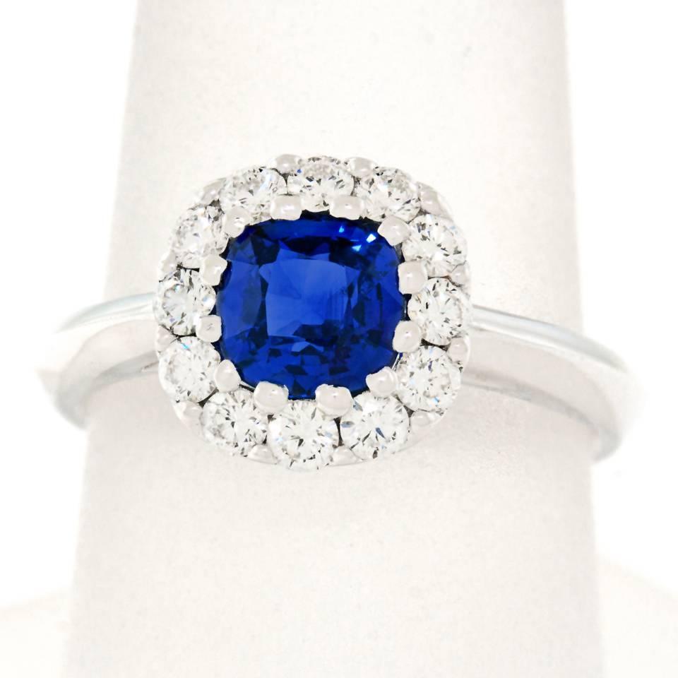 Spark Sapphire Diamond Gold Ring  In Excellent Condition In Litchfield, CT
