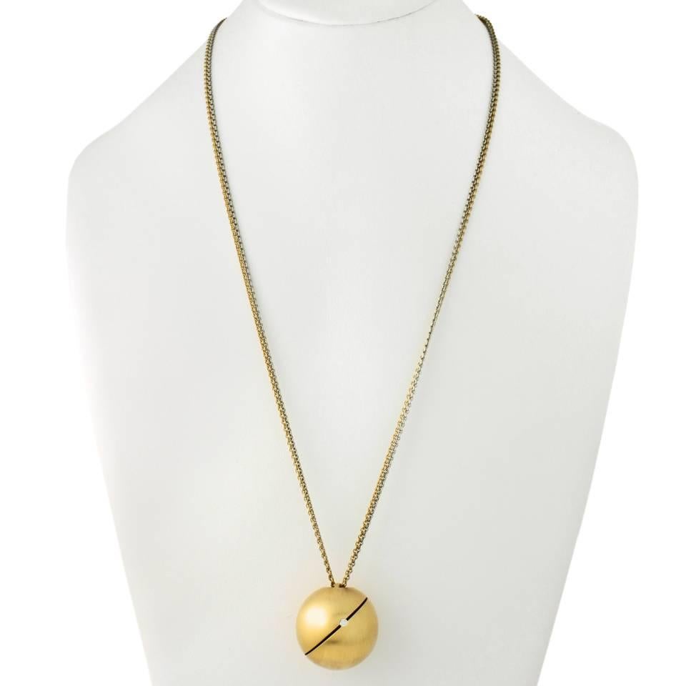 Modernist Gold Necklace In Excellent Condition In Litchfield, CT