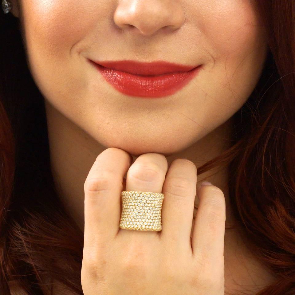 Women's Bucherer Diamond Pave Gold Ring
