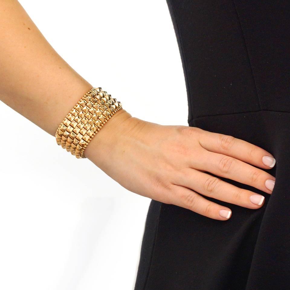 Women's 1950s Studded Gold Moto link Bracelet