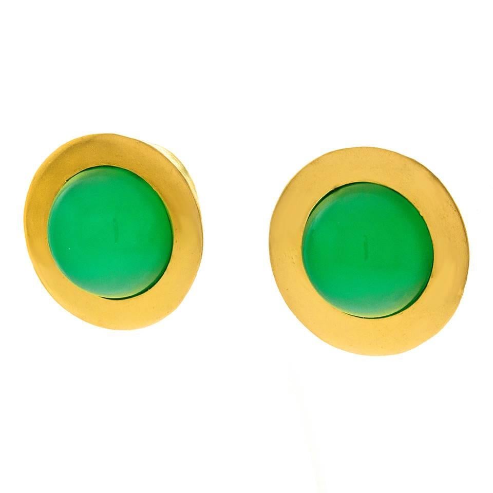 Modernist Chrysoprase Gold Earrings, circa 1960s In Excellent Condition In Litchfield, CT