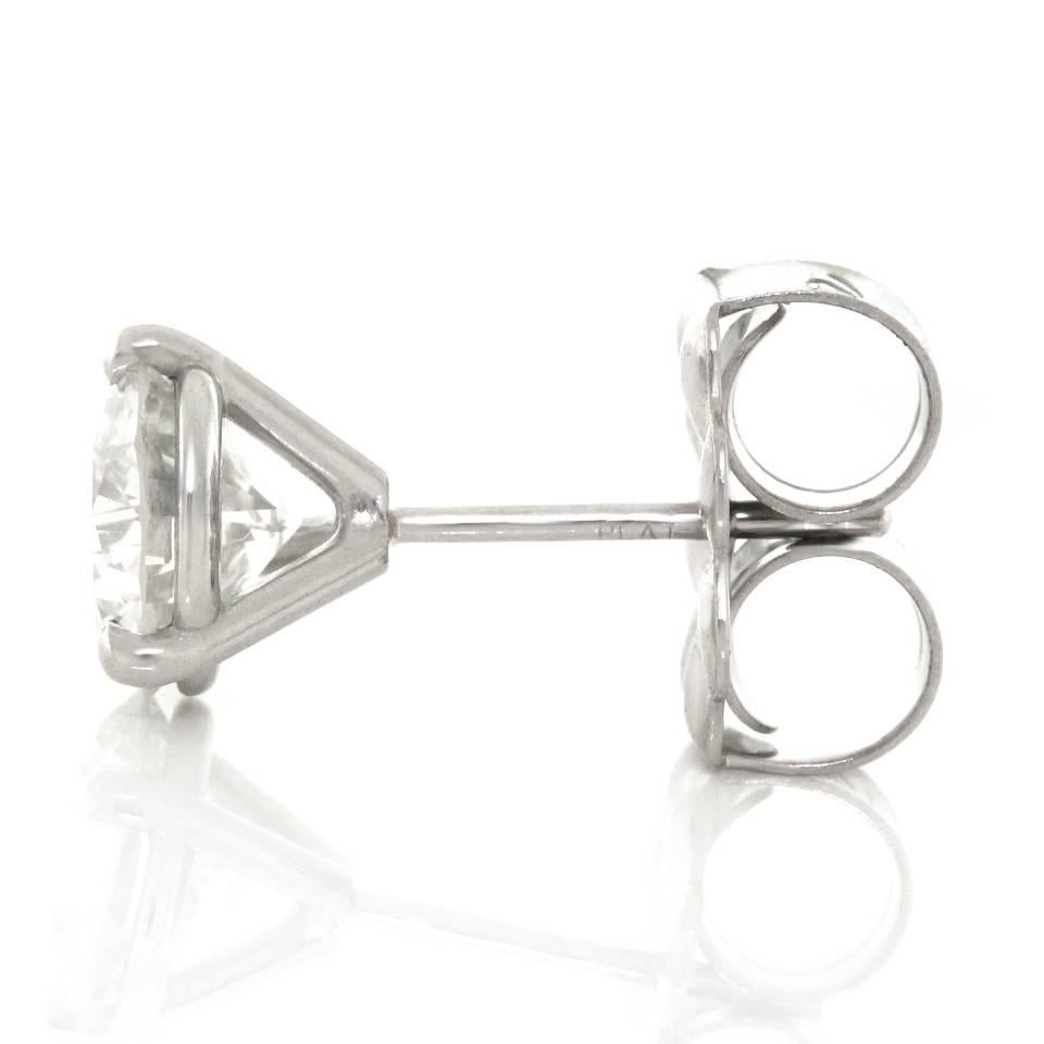 Diamond Studs 2 Carats Total Weight 1