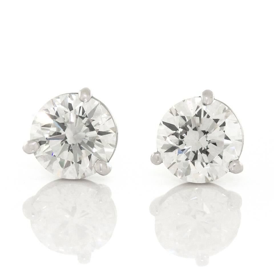 Diamond Studs 2 Carats Total Weight 3