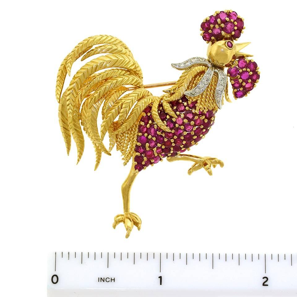Tiffany & Co. Ruby Diamond Gold Rooster Brooch In Excellent Condition In Litchfield, CT