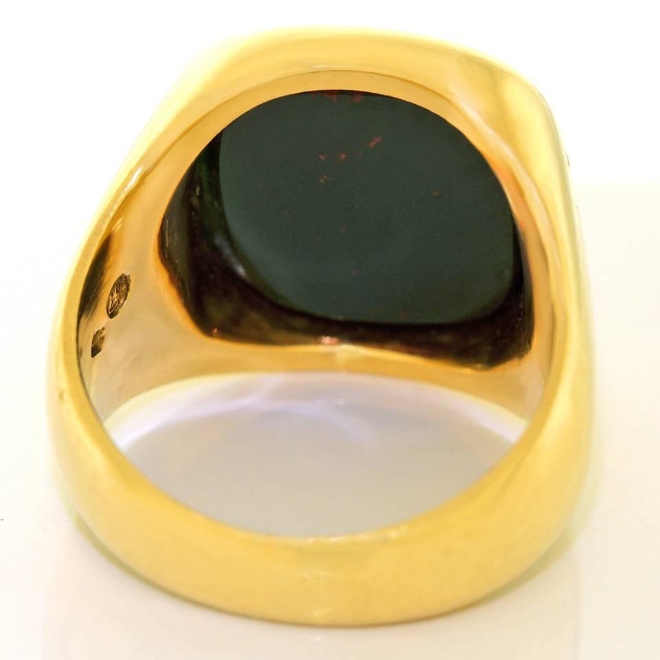 1920s Bloodstone Intaglio Gold Signet Ring 3