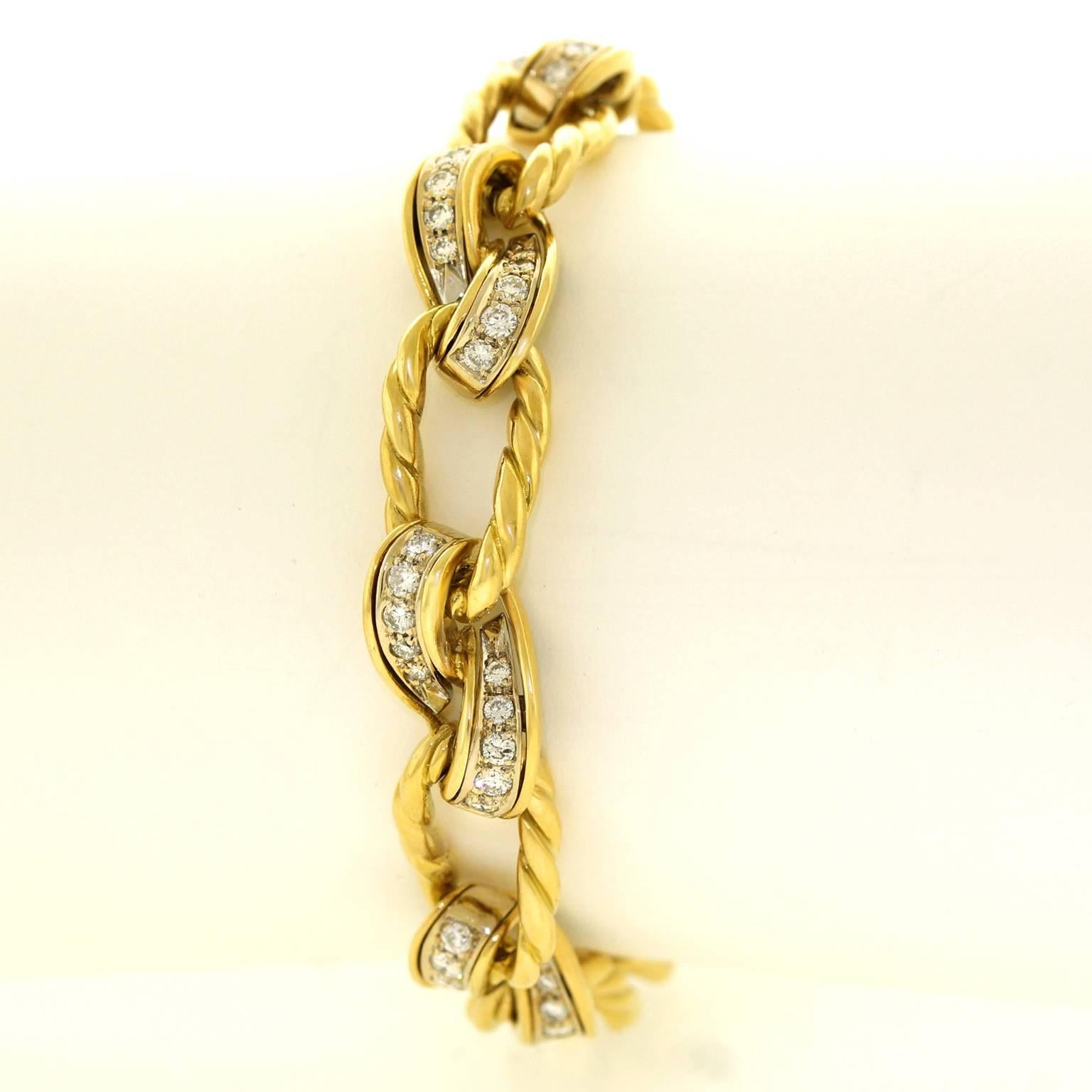1960s Chic Diamond Gold Link Bracelet 3