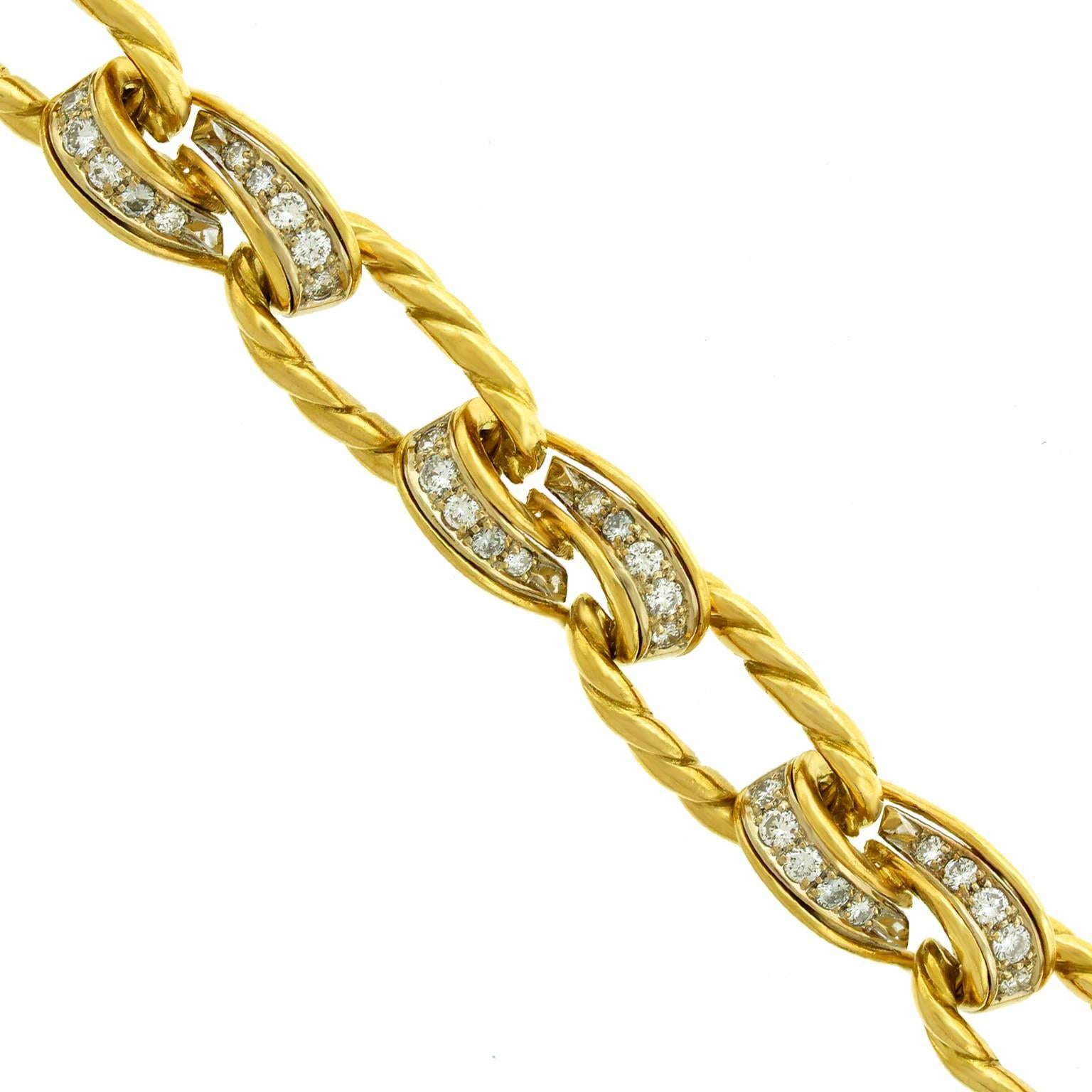 1960s Chic Diamond Gold Link Bracelet 4