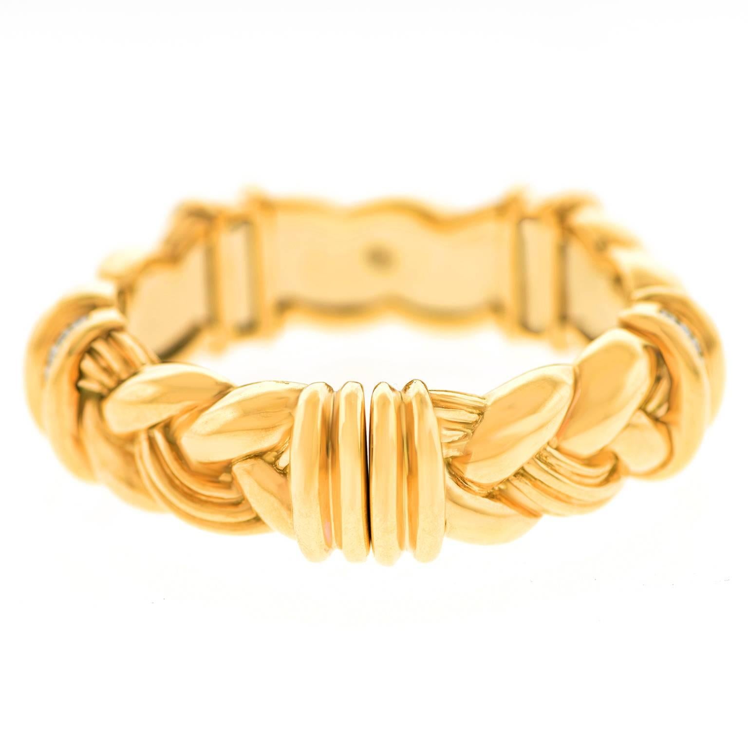 Fabulous Diamond and Yellow Gold Bracelet 3