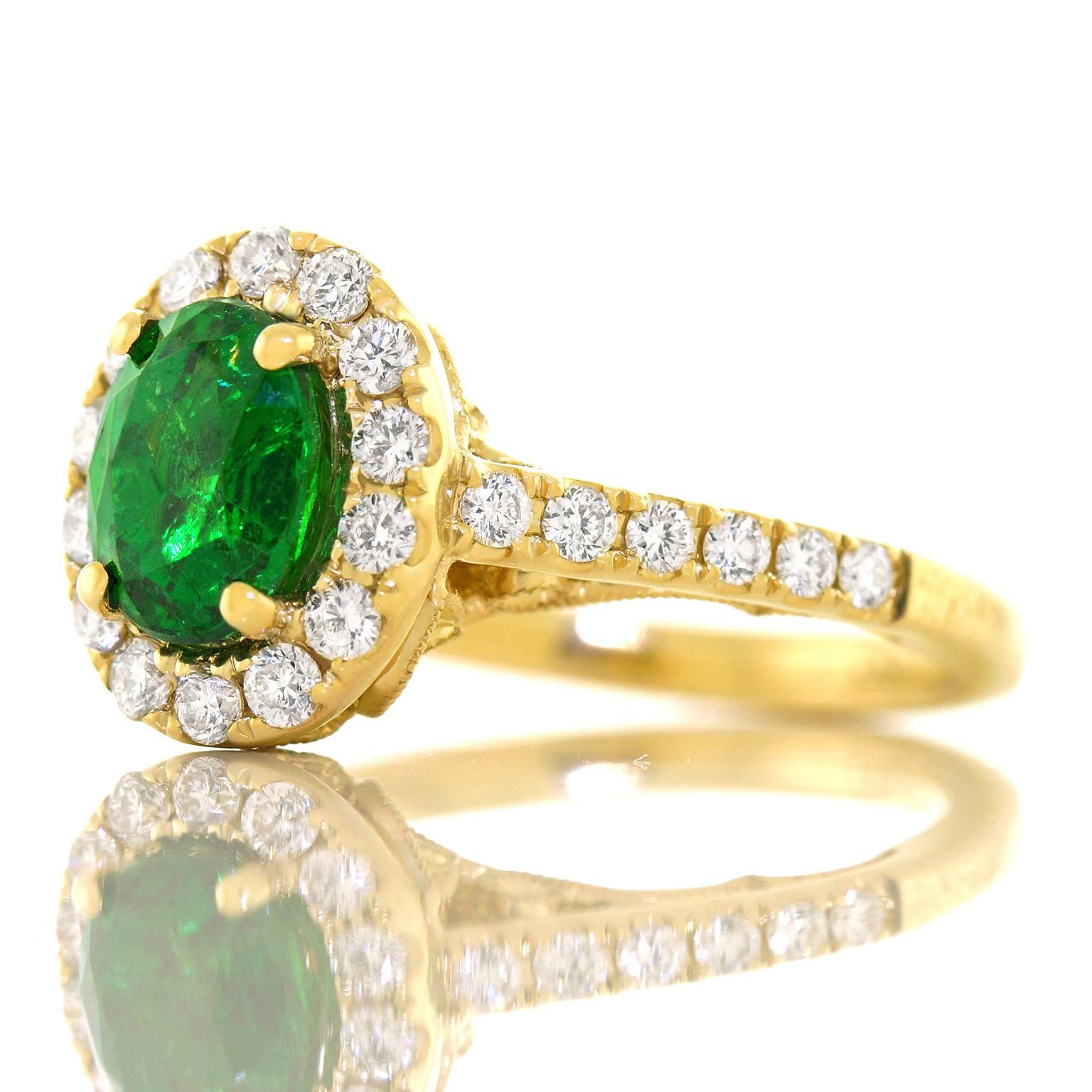 Tsavorite Diamond Gold Ring In Excellent Condition In Litchfield, CT