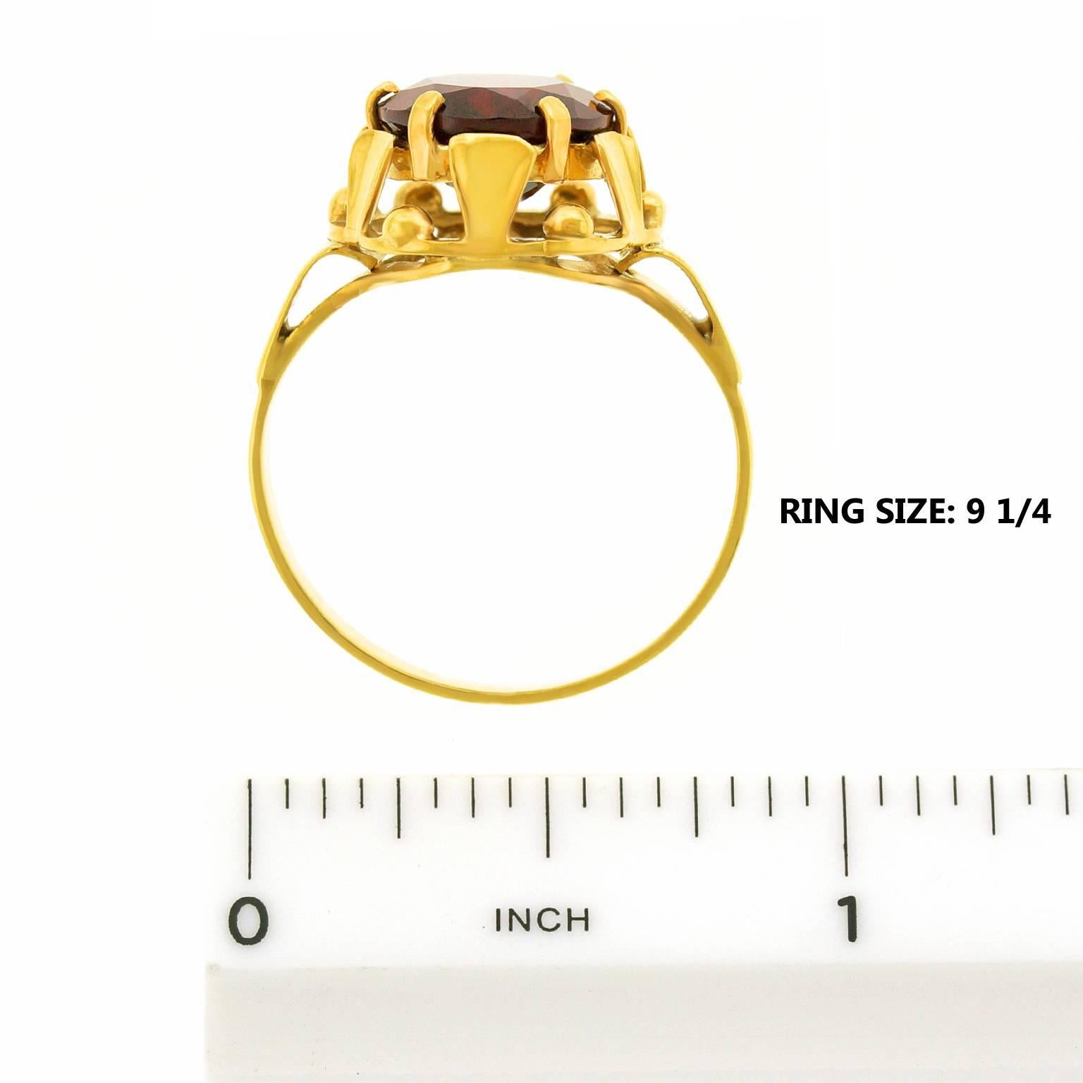 Art Deco Garnet and Gold Ring 1