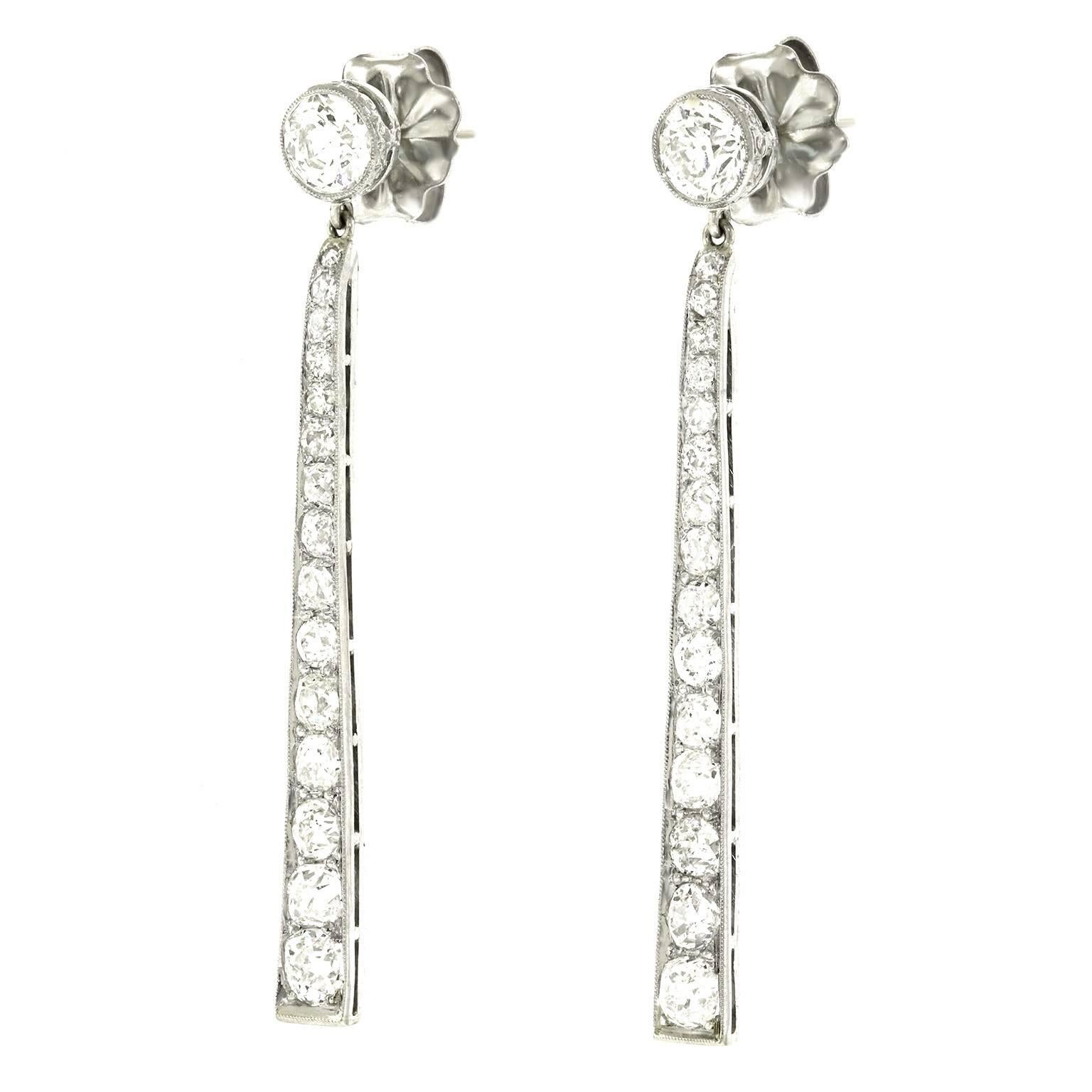 Fabulous Art Deco Diamond Dangle Earrings In Excellent Condition In Litchfield, CT