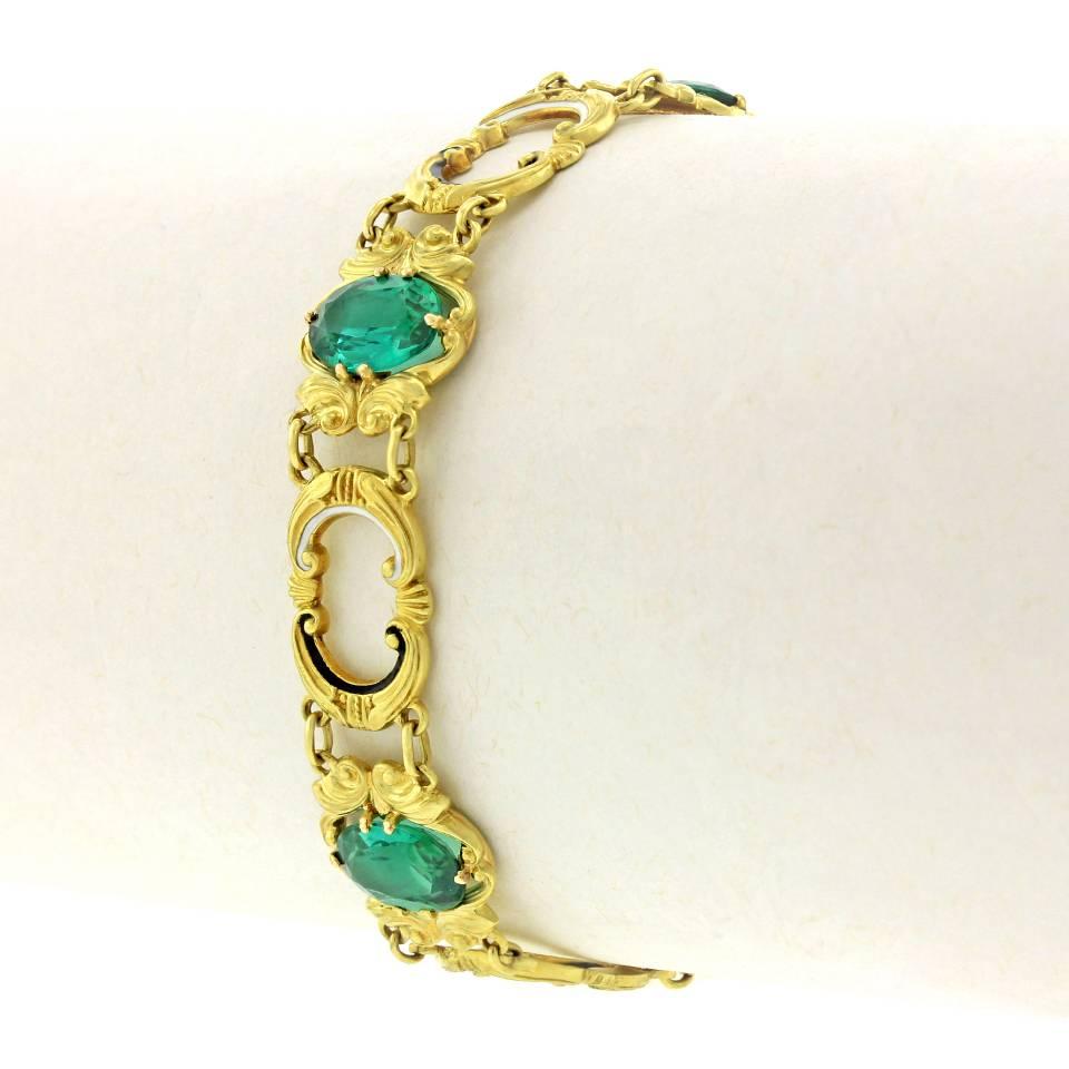 Baroque Revival Green Tourmaline Set Gold Bracelet In Excellent Condition In Litchfield, CT