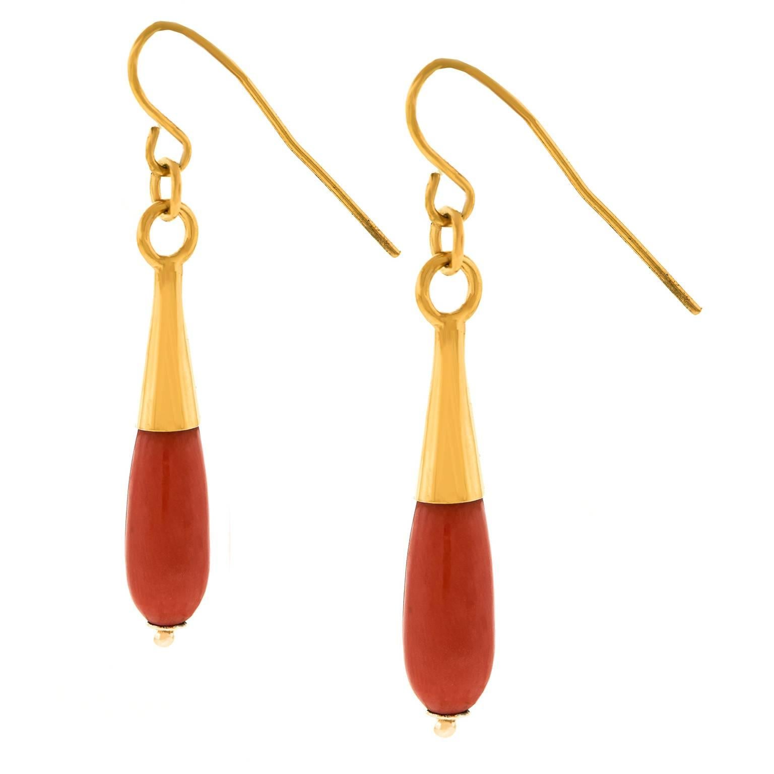 Antique Coral Drop Gold Earrings In Excellent Condition In Litchfield, CT