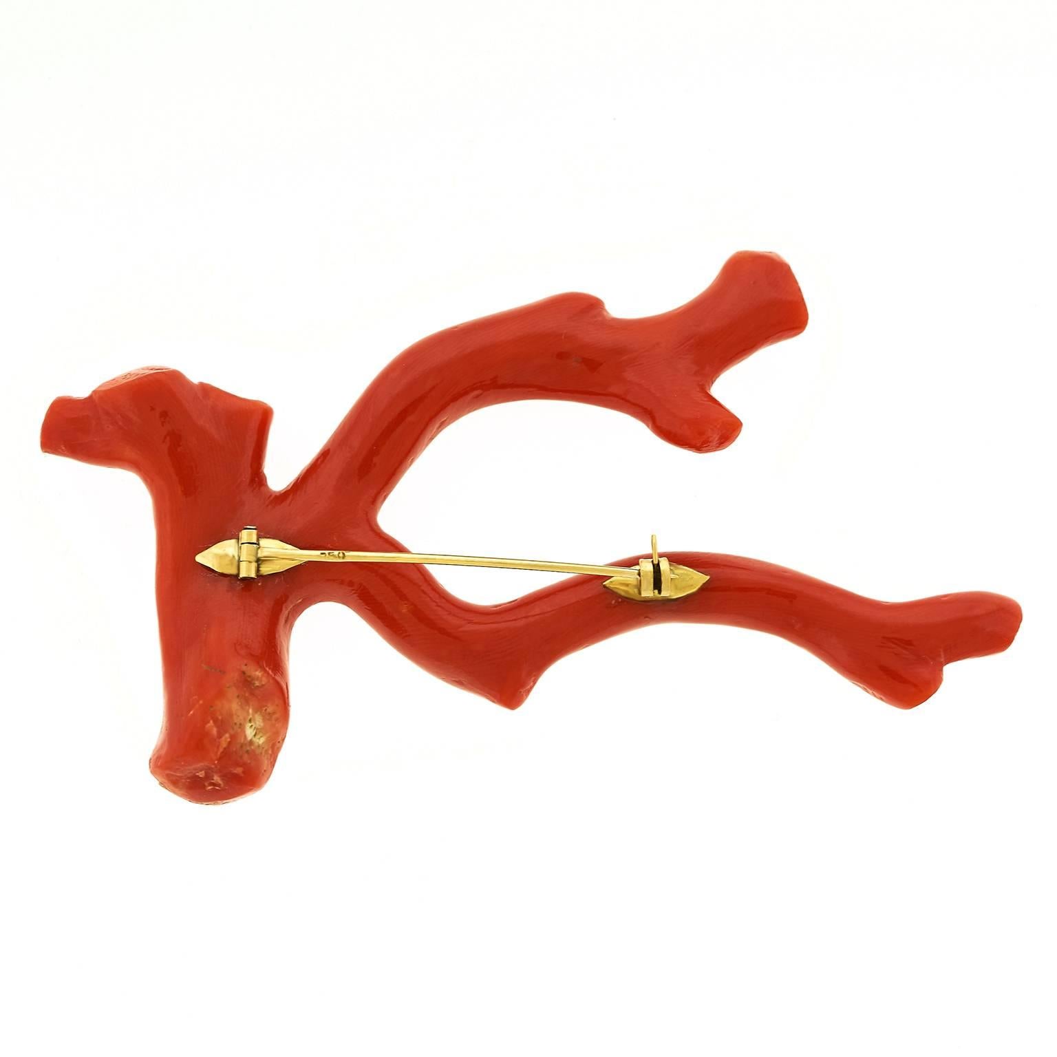 Natural Branch Coral Brooch In Excellent Condition In Litchfield, CT