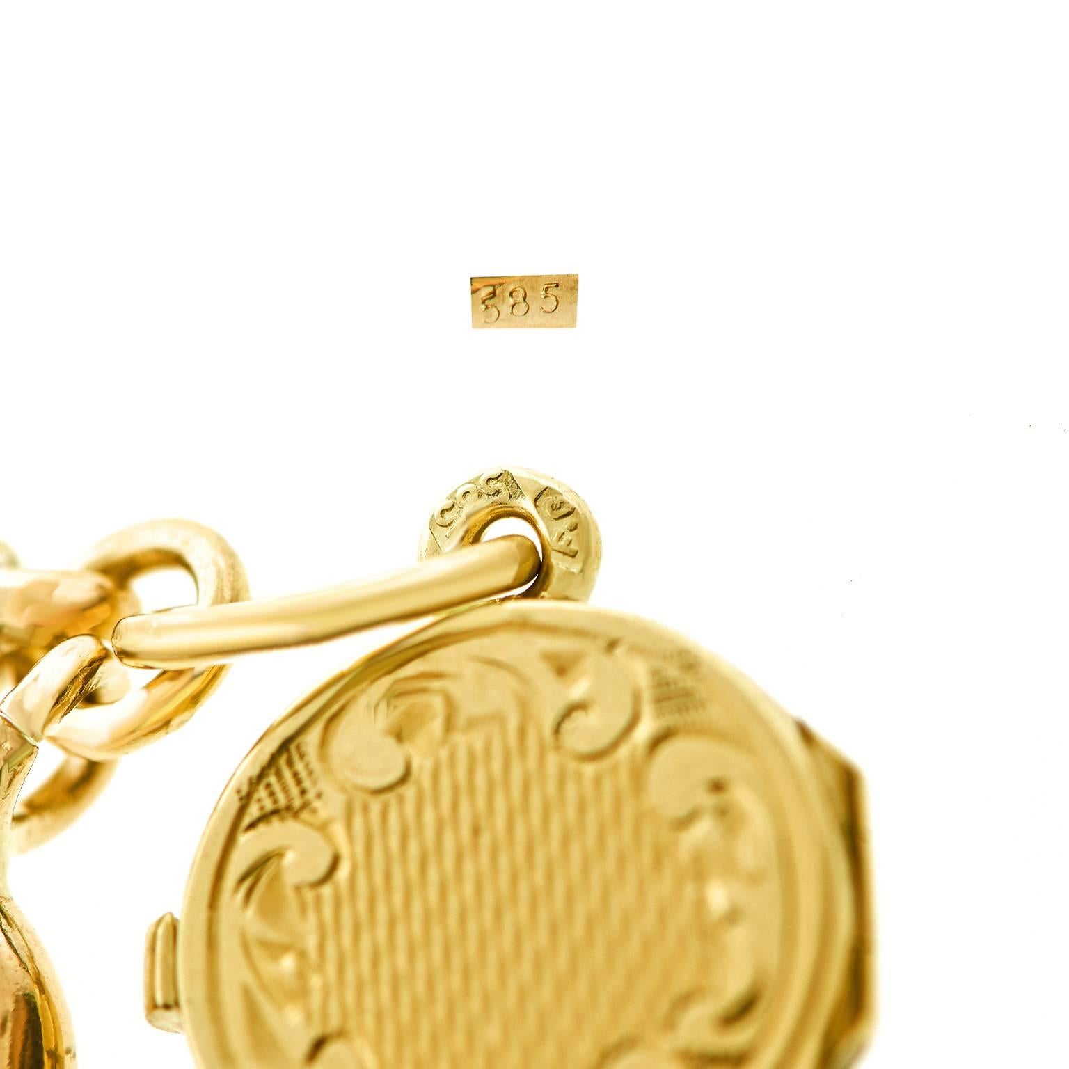 Women's 1890s Antique Gold Bracelet with Locket