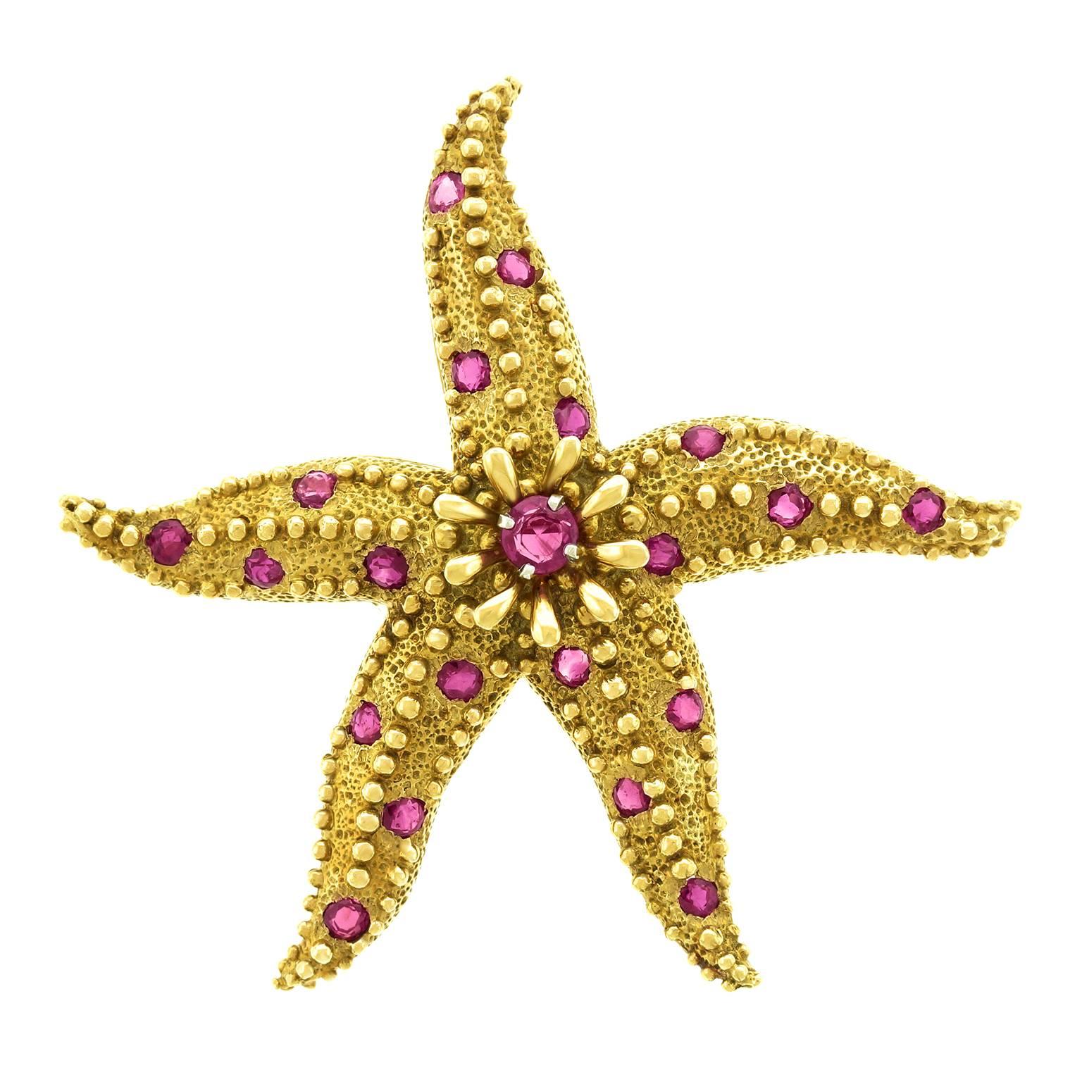 Schlumberger for Tiffany  Ruby Set Starfish Gold Brooch In Excellent Condition In Litchfield, CT