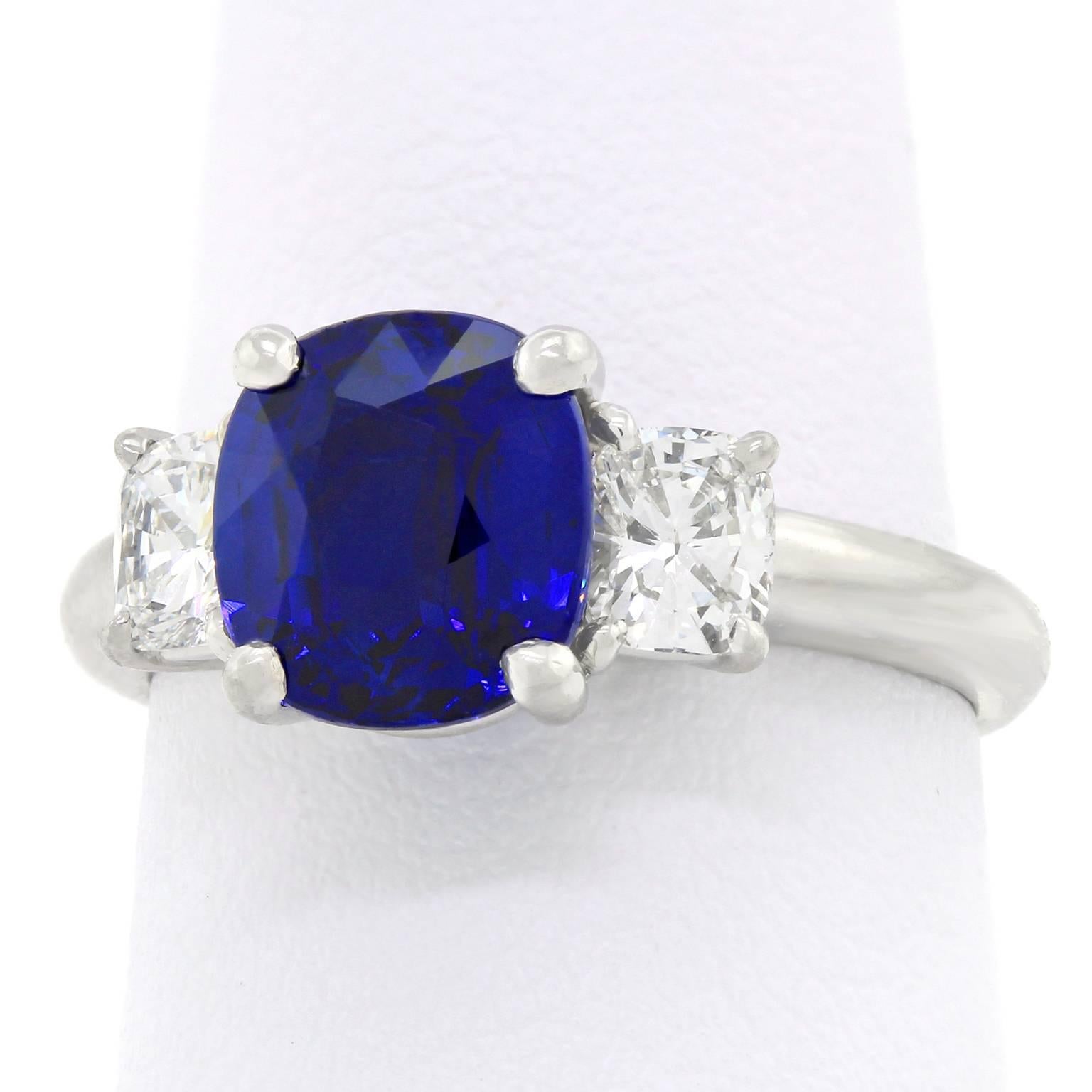 2.50 Carat Sapphire, Diamond and Platinum Ring GIA Certified 4